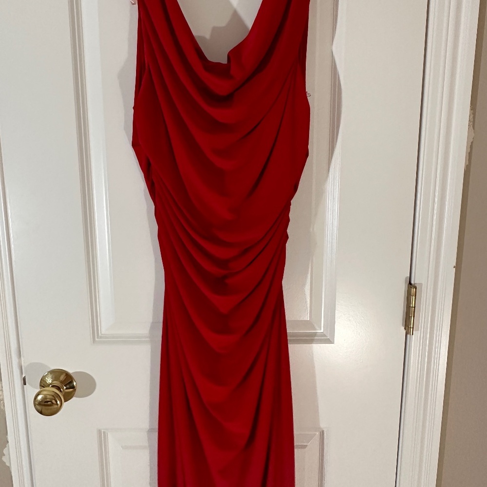 MSK Size M Red Draped Dress – Sleek & Sophisticated!